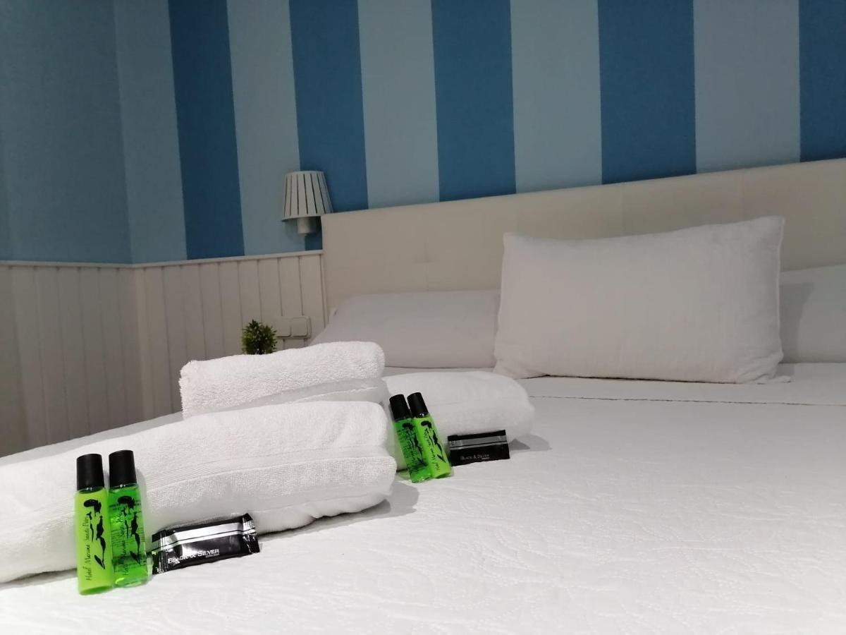 Hotel Marisma Sancti Petri Chiclana de la Frontera Buitenkant foto
